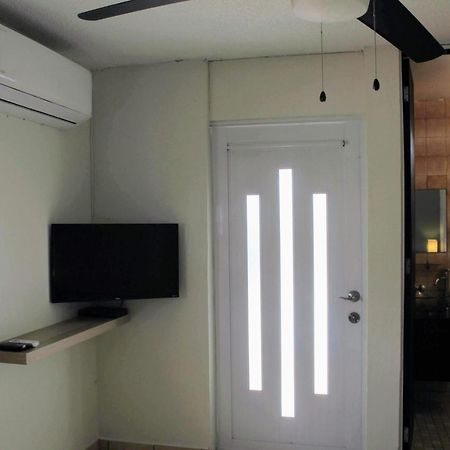 Marilou Apt A Levittown Exteriör bild